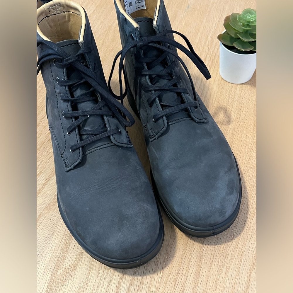 Blundstones Women’s Leather Lined Lace Up Boots - Picture 3 of 11
